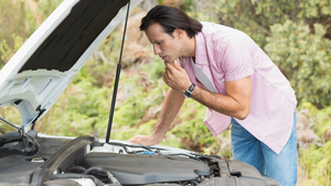 ENGINE PROBLEMS YOU SHOULD NOT FIX YOURSELF